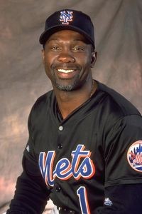 Mookie_Wilson_courtesy_of_New_York_Mets